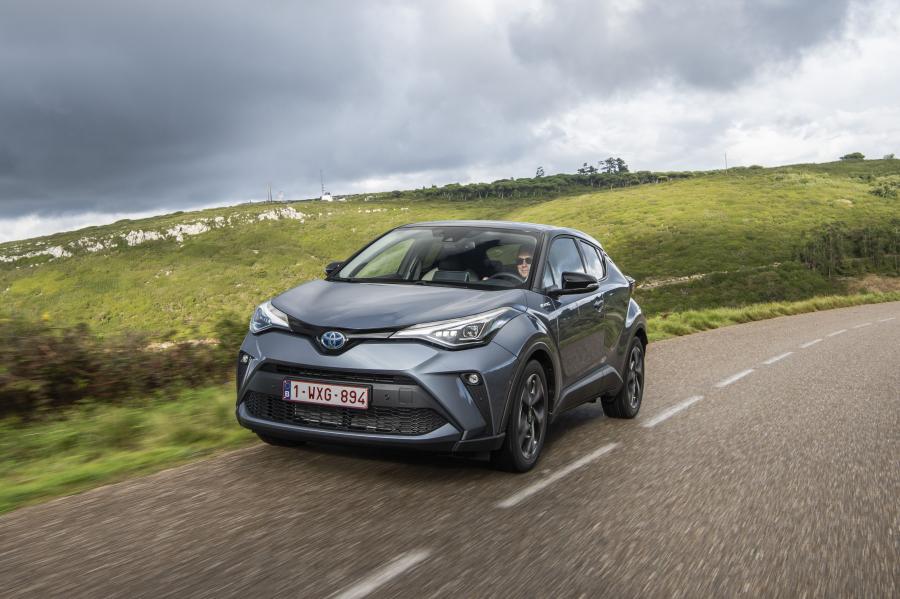  Toyota C-HR Hybrid 2019 года  (WW) (фото 145 из 174)